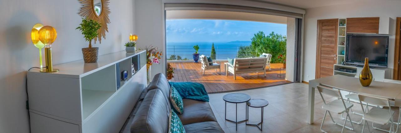 Le Rayol-Canadel-sur-Mer Vistazur Luxueux Appartement Avec Terrasse Et Piscine מראה חיצוני תמונה